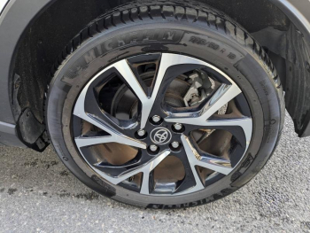 Photo 8 du bon plan TOYOTA C-HR 184h Edition 2WD E-CVT MY20 occasion à 22990 €