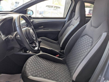 Photo 2 du bon plan TOYOTA Aygo X 1.0 VVT-i 72ch Air Collection S-CVT MY24 occasion à 17890 €