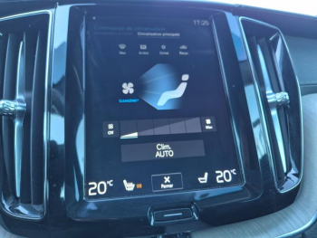 Photo 21 du bon plan VOLVO XC60 D4 AdBlue 190ch Inscription Luxe Geartronic occasion à 29990 €