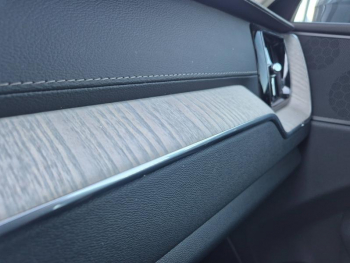 Photo 27 du bon plan VOLVO XC60 D4 AdBlue 190ch Inscription Luxe Geartronic occasion à 29990 €