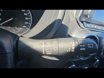 Photo 14 du bon plan NISSAN Juke 1.6 Hybrid 143ch N-Connecta 2022.5 occasion à 21490 €