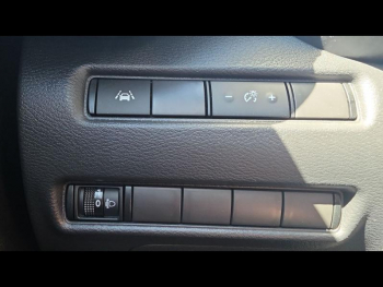 Photo 16 du bon plan NISSAN Juke 1.6 Hybrid 143ch N-Connecta 2022.5 occasion à 21490 €