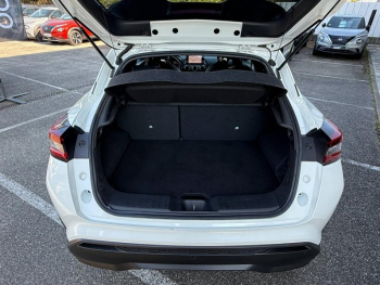 Photo 14 du bon plan NISSAN Juke 1.6 Hybrid 143ch Tekna 2022.5 occasion à 21490 €