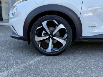 Photo 15 du bon plan NISSAN Juke 1.6 Hybrid 143ch Tekna 2022.5 occasion à 21490 €