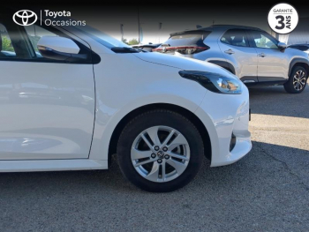 Photo 16 du bon plan TOYOTA Yaris 120 VVT-i Dynamic Business 5p MC24 occasion à 18490 €