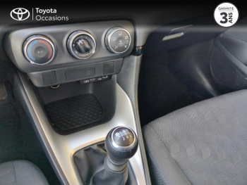 Photo 20 du bon plan TOYOTA Yaris 120 VVT-i Dynamic Business 5p MC24 occasion à 18490 €