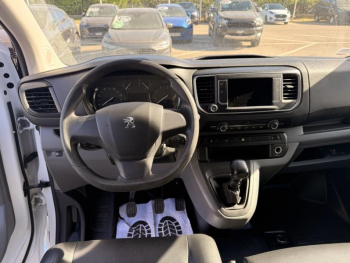 Photo 19 du bon plan PEUGEOT Expert Fg VUL Standard 2.0 BlueHDi 120ch S&S Premium occasion à 12980 €
