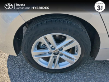 Photo 16 du bon plan TOYOTA Corolla 122h Dynamic MY22 occasion à 19290 €