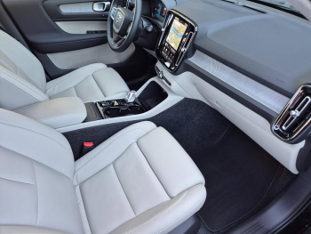 Photo 5 du bon plan VOLVO XC40 B3 163ch Ultra DCT 7 occasion à 52700 €