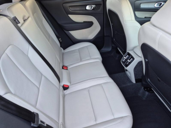 Photo 14 du bon plan VOLVO XC40 B3 163ch Ultra DCT 7 occasion à 52700 €