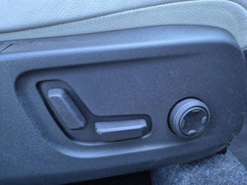 Photo 16 du bon plan VOLVO XC40 B3 163ch Ultra DCT 7 occasion à 52700 €