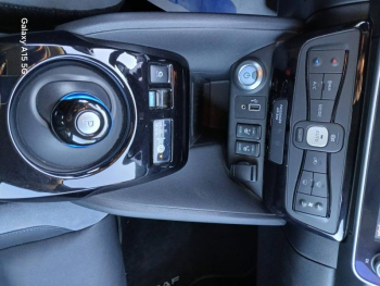 Photo 12 du bon plan NISSAN Leaf 150ch 40kWh Tekna 2018 occasion à 11900 €