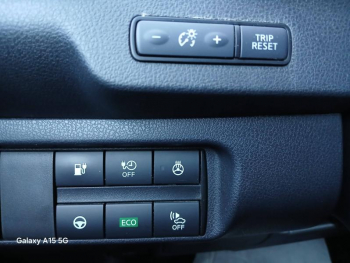 Photo 14 du bon plan NISSAN Leaf 150ch 40kWh Tekna 2018 occasion à 11900 €