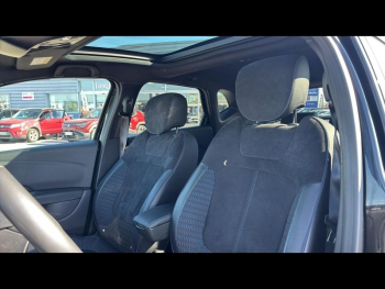 Photo 19 du bon plan RENAULT Captur 1.3 TCe 150ch energy S-Edition occasion à 12490 €