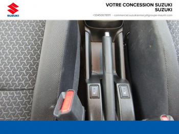 Photo 16 du bon plan SUZUKI Swift 1.2 Dualjet Hybrid 83ch Pack Auto occasion à 17990 €