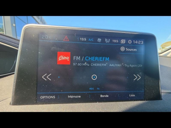 Photo 16 du bon plan PEUGEOT 3008 1.5 BlueHDi 130ch E6.c GT Line S&S EAT8 occasion à 19990 €