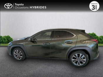 Photo 3 du bon plan LEXUS UX 250h F SPORT Design 2WD occasion à 29990 €