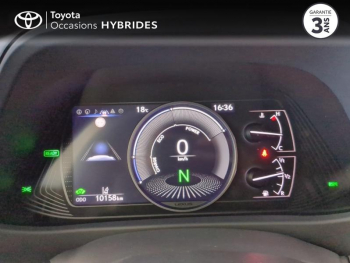 Photo 14 du bon plan LEXUS UX 250h F SPORT Design 2WD occasion à 29990 €