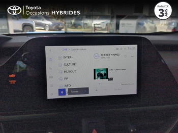 Photo 15 du bon plan LEXUS UX 250h F SPORT Design 2WD occasion à 29990 €