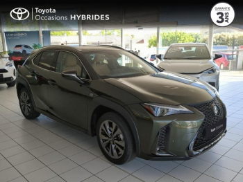 Photo 19 du bon plan LEXUS UX 250h F SPORT Design 2WD occasion à 29990 €