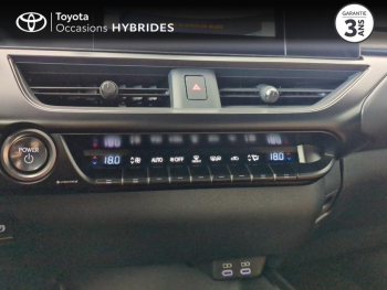 Photo 21 du bon plan LEXUS UX 250h F SPORT Design 2WD occasion à 29990 €