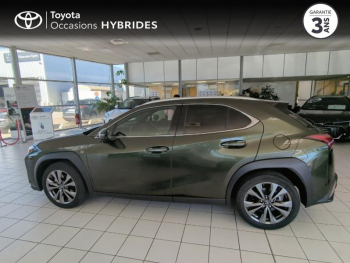 Photo 25 du bon plan LEXUS UX 250h F SPORT Design 2WD occasion à 29990 €