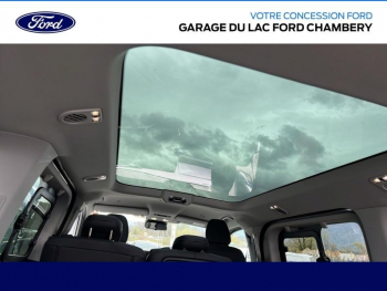Photo 16 du bon plan FORD Tourneo Custom 340 L1H1 2.5 Duratec 232ch Hybride rechargeable Titanium X CVT occasion à 49790 €