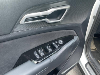 Photo 8 du bon plan KIA Sportage 1.6 T-GDi 210ch HEV GT-line Premium BVA6 occasion à 39990 €