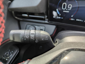 Photo 25 du bon plan FORD Puma 1.0 EcoBoost Hybrid 125ch ST-Line X S&S Powershift occasion à 30790 €