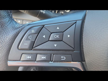 Photo 14 du bon plan NISSAN Juke 1.6 Hybrid 143ch Tekna 2023.5 occasion à 23490 €