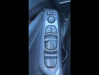 Photo 22 du bon plan NISSAN Juke 1.6 Hybrid 143ch Tekna 2023.5 occasion à 23490 €