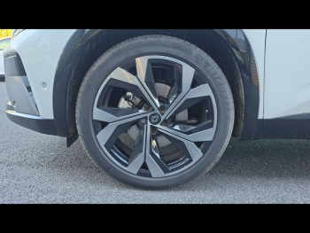 Photo 9 du bon plan RENAULT Austral 1.2 E-Tech full hybrid 200ch Iconic esprit Alpine- 24 occasion à 31990 €