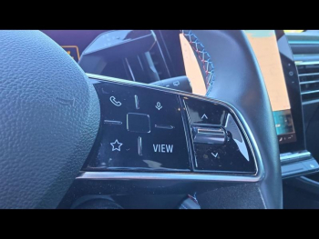 Photo 17 du bon plan RENAULT Austral 1.2 E-Tech full hybrid 200ch Iconic esprit Alpine- 24 occasion à 31990 €