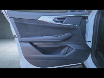 Photo 24 du bon plan RENAULT Austral 1.2 E-Tech full hybrid 200ch Iconic esprit Alpine- 24 occasion à 31990 €