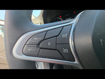 Photo 16 du bon plan RENAULT Clio 1.0 TCe 100ch Evolution GPL occasion à 13900 €