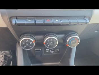 Photo 20 du bon plan RENAULT Clio 1.0 TCe 100ch Evolution GPL occasion à 13900 €