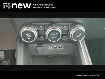 Photo 28 du bon plan RENAULT Clio 1.0 TCe 90ch Techno - 24 occasion à 16890 €