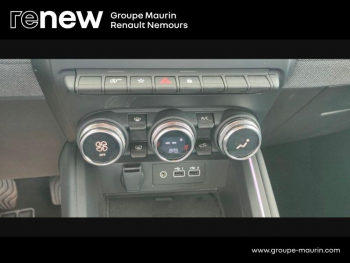 Photo 29 du bon plan RENAULT Clio 1.0 TCe 90ch Techno - 24 occasion à 16890 €