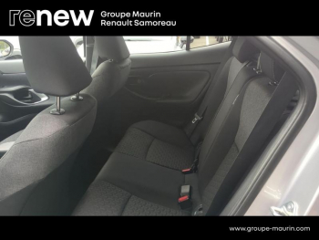 Photo 11 du bon plan TOYOTA Yaris Cross 116h Dynamic Business + Programme Beyond Zero Academy MY22 occasion à 22400 €