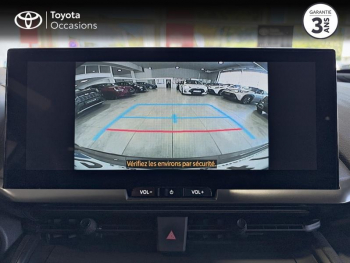 Photo 15 du bon plan TOYOTA C-HR 1.8 Hybride 140ch Design Pack Confort occasion à 28590 €
