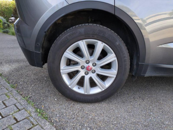 Photo 11 du bon plan JAGUAR E-Pace 2.0D 180ch S AWD BVA9 Toit Panoramique occasion à 16390 €
