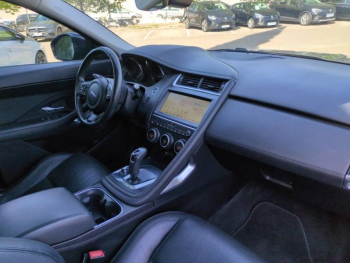Photo 16 du bon plan JAGUAR E-Pace 2.0D 180ch S AWD BVA9 Toit Panoramique occasion à 16390 €