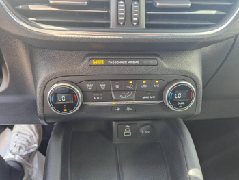 Photo 11 du bon plan FORD Kuga 2.5 Duratec 225ch PHEV Titanium BVA occasion à 22990 €