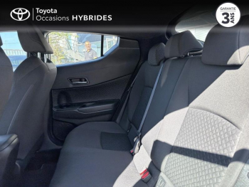 Photo 12 du bon plan TOYOTA C-HR 122h Dynamic Business 2WD E-CVT MC19 occasion à 20990 €