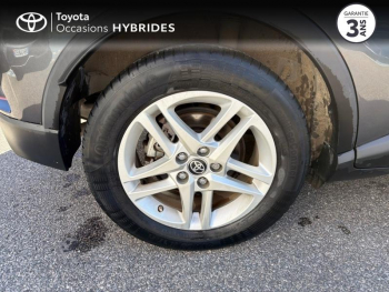 Photo 16 du bon plan TOYOTA C-HR 122h Dynamic Business 2WD E-CVT MC19 occasion à 20990 €