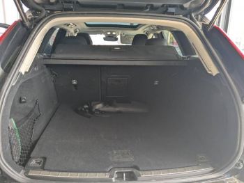 Photo 19 du bon plan VOLVO XC60 T6 AWD 253 + 145ch R-Design Geartronic occasion à 51890 €