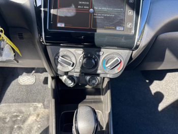 Photo 15 du bon plan SUZUKI Swift 1.2 Dualjet Hybrid 83ch Privilège Auto occasion à 14990 €