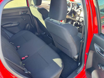 Photo 18 du bon plan SUZUKI Swift 1.2 Dualjet Hybrid 83ch Privilège Auto occasion à 14990 €