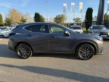 Photo 4 du bon plan LEXUS NX 450h+ Executive 4WD occasion à 53990 €