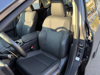 Photo 15 du bon plan LEXUS NX 450h+ Executive 4WD occasion à 53990 €